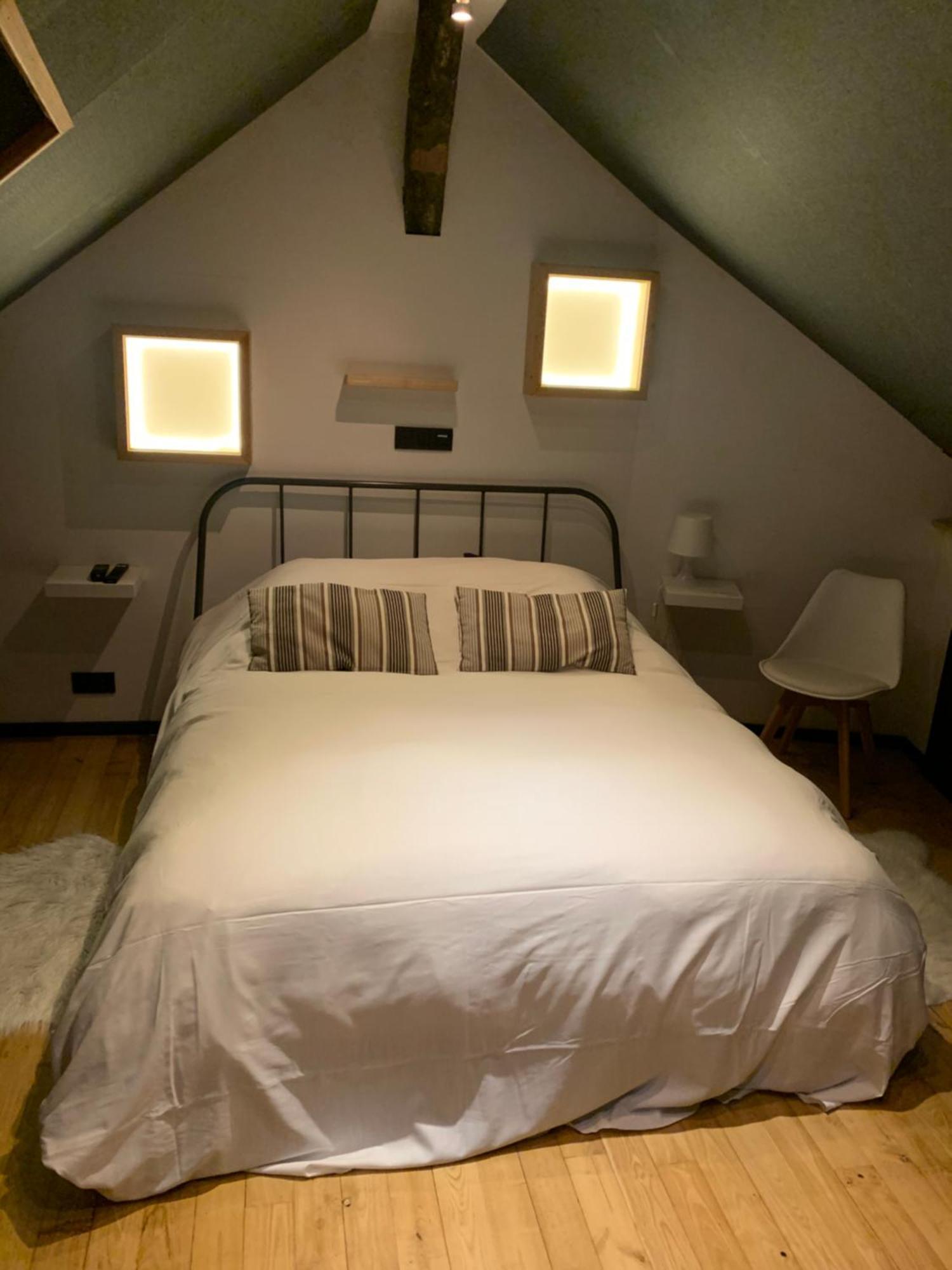 Froissart Loft Et Studio Chimay Esterno foto