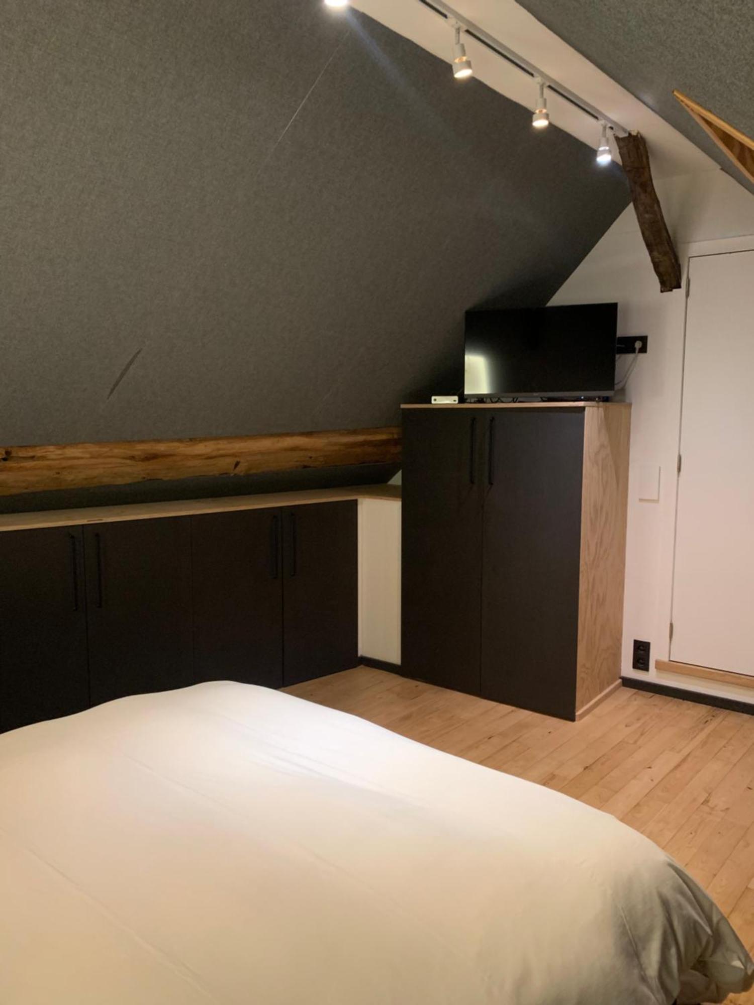 Froissart Loft Et Studio Chimay Esterno foto