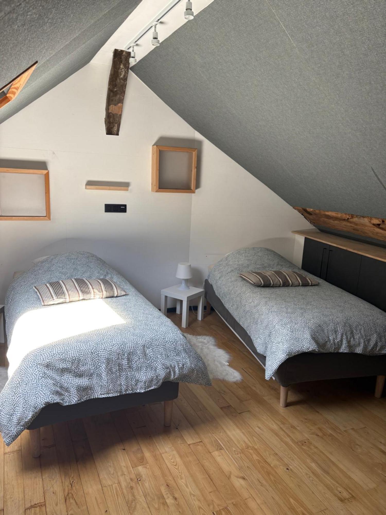 Froissart Loft Et Studio Chimay Esterno foto